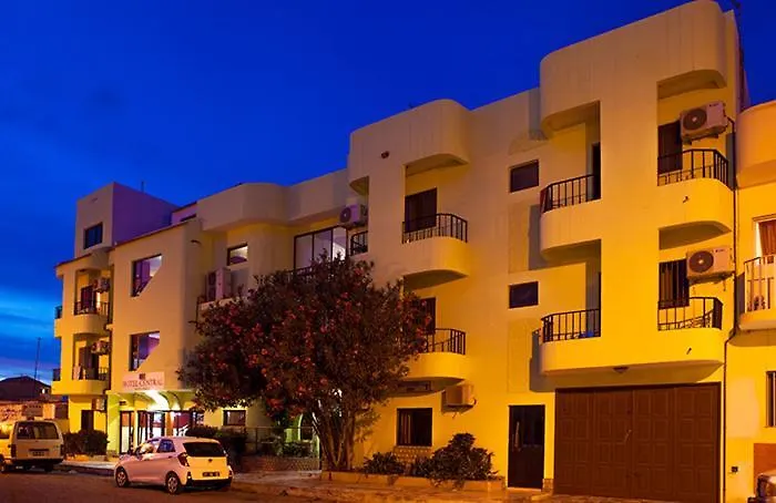 Hotel Central Sal Santa Maria